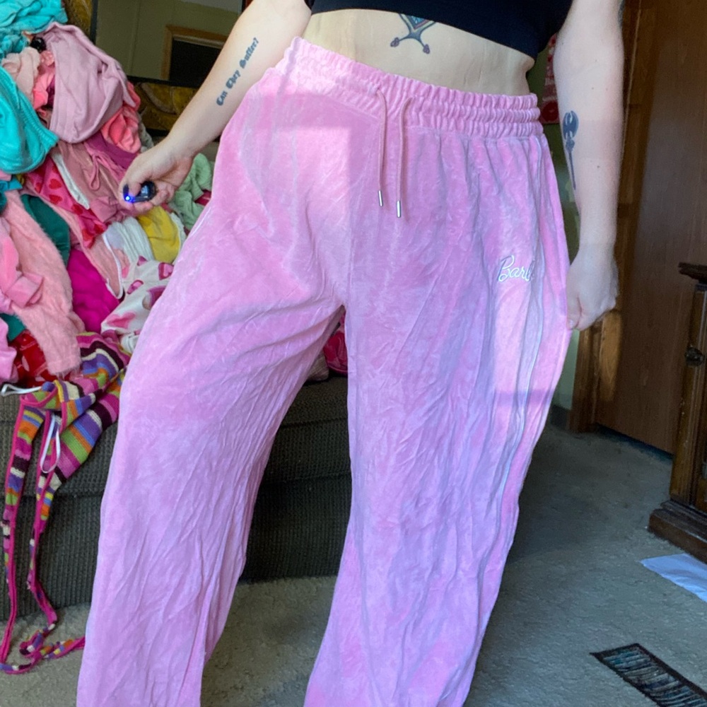 Boohoo Barbie velour track pants nwt